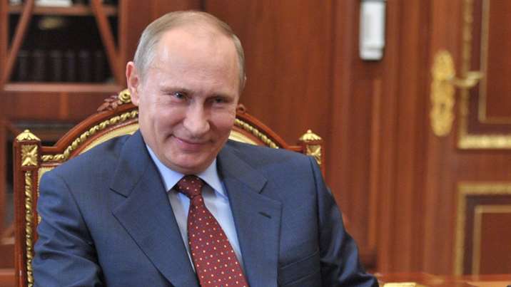 Большинство россиян одобряют работу Путина