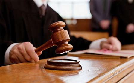 Суд рассмотрит дело экс-чиновников Минстроя Оренбургской области, обвиняемых в получении взятки в крупном размере