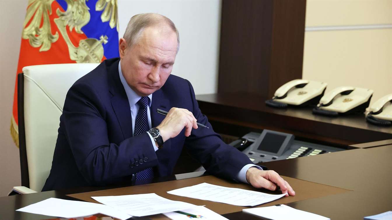Путин подписал закон о пожизненном лишении свободы за госизмену и шпионаж