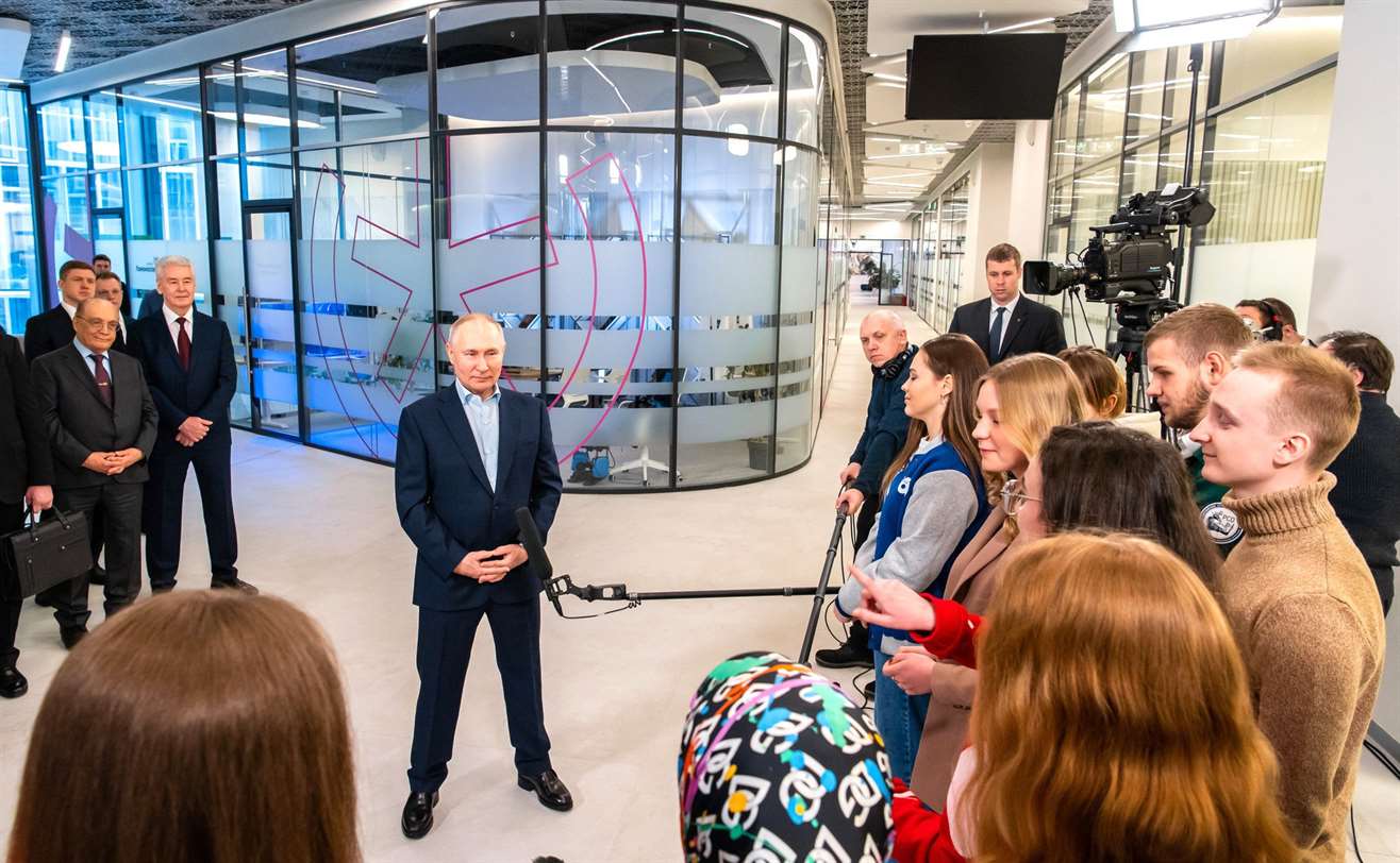 В Москве Путин и Собянин открыли научный кластер «Ломоносов»