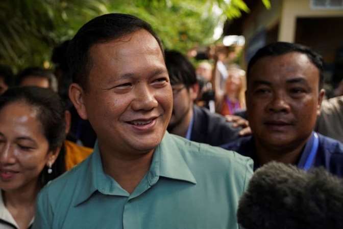 Король Камбоджи назначил нового премьер-министра. Как пост главы правительства в королевстве передается по наследству?