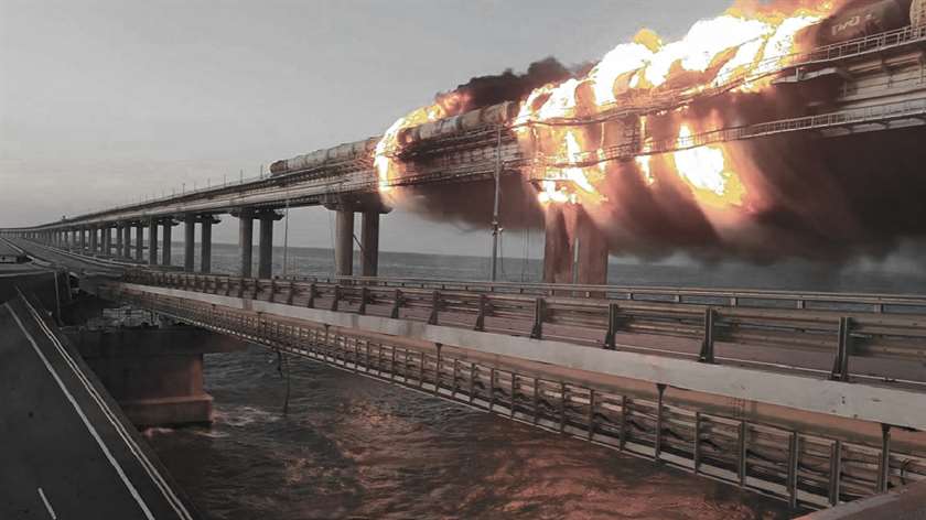 Крымский мост восстановят к концу года