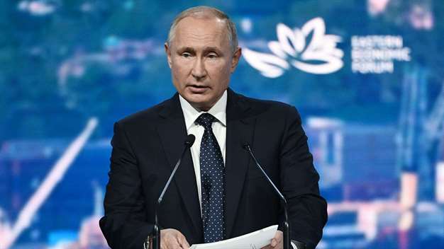 Путин на ВЭФ проведет заседание Госсовета по туризму