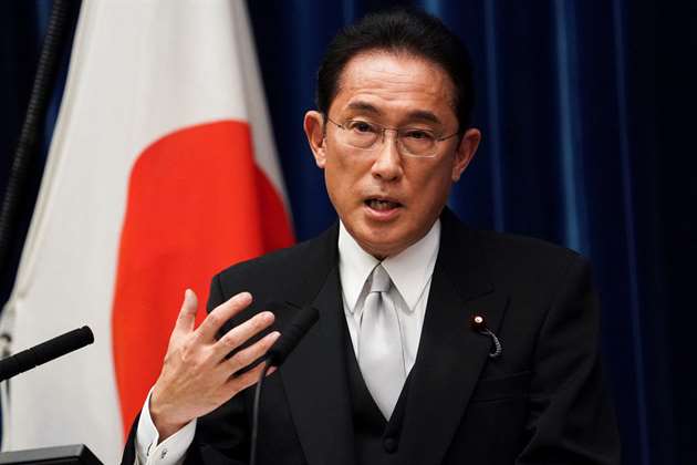Премьер Японии готовит перестановки в правительстве и правящей партии