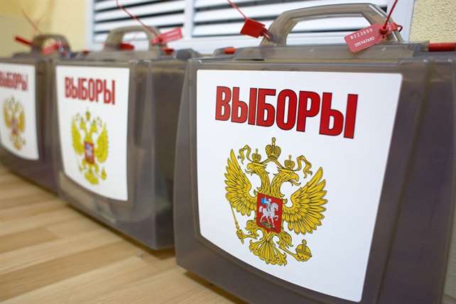 «У нас украли выборы!»: жители села Манжерок требуют ответа местных властей