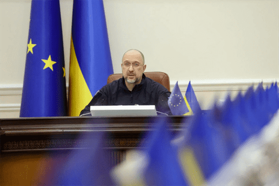 Украина собирается попасть в Евросоюз к 2025 году