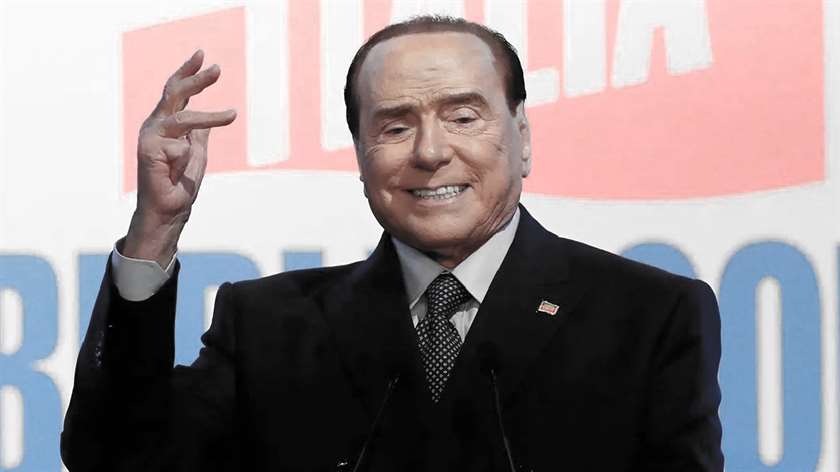 Берлускони заявил, что отношения Европы и РФ вернулись в 2002 год