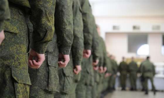 Законодатели устраняют запрет на совмещение военной службы с бизнесом