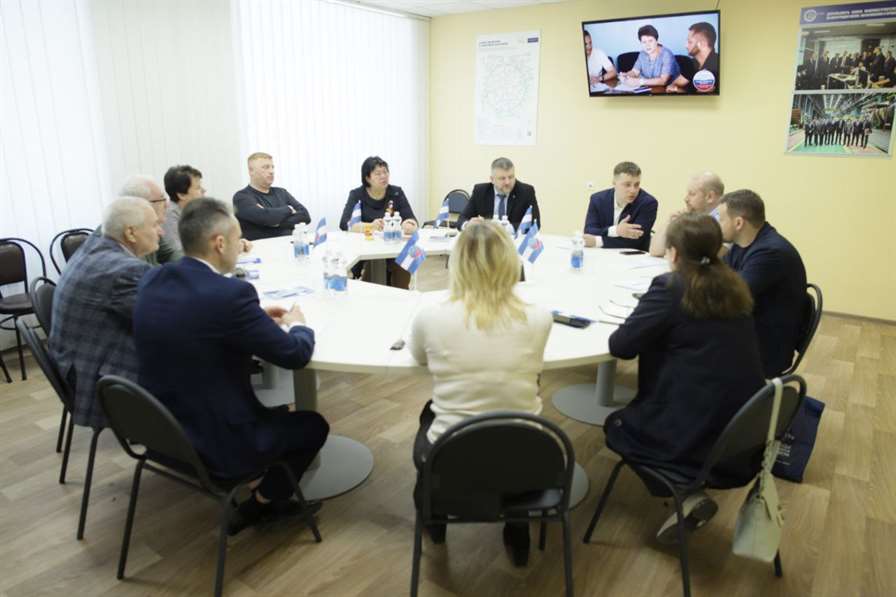 Свердловские предприниматели посетили ДНР и ЛНР
