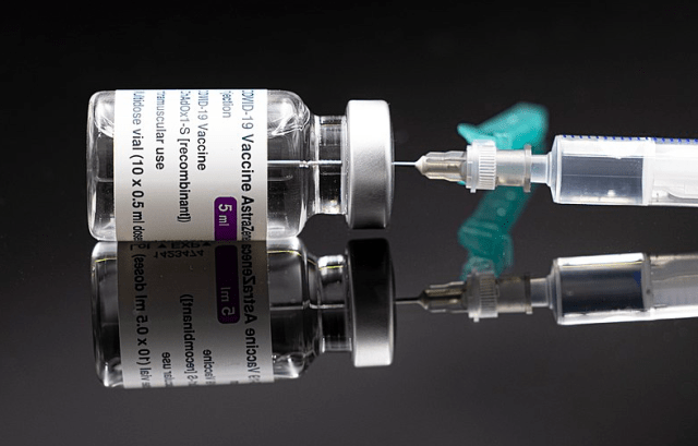 вакцина против COVID-19