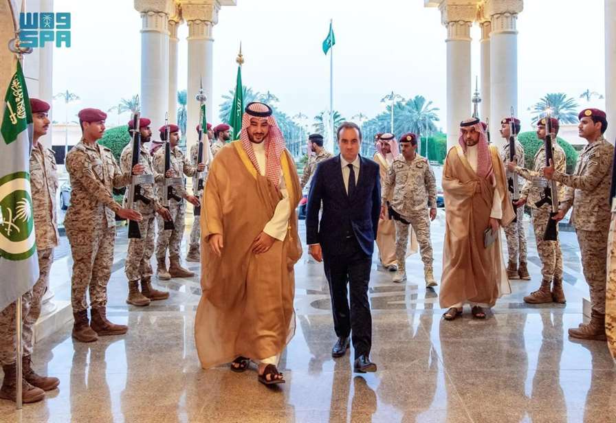 Министры обороны Франции и Саудовская Аравия укрепляют партнёрство