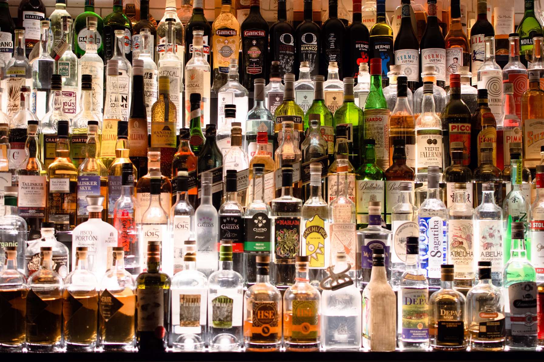 Сколько людей пьют? Россия входит в топ-5 самых пьющих стран мира, по данным ВОЗ