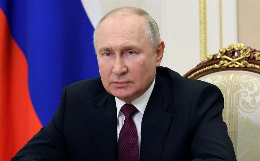Путин поручил правительству сделать применение эскроу-счетов в индивидуальном строительстве