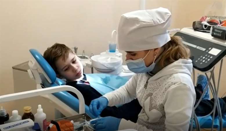 Предприниматели Камчатки помогли открыть первый в Мариуполе кабинет детской стоматологии